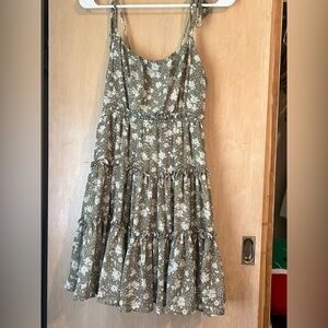 Blu Pepper Green Floral Tiered Dress Size-Small